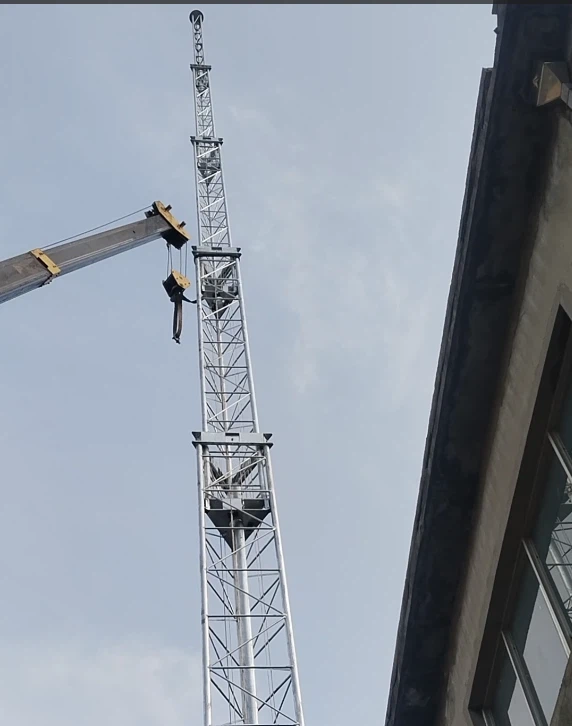 Telescopic Unguyed Tower